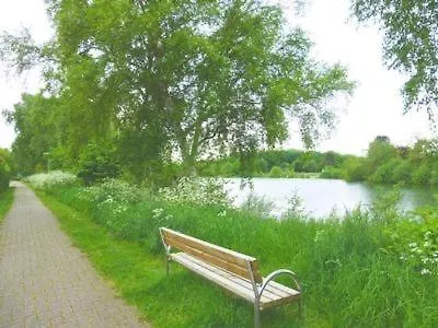 Lägenhet Grosse In Mit Grill, Terrasse Und Garten, In Der Naehe Eines Kiessees *